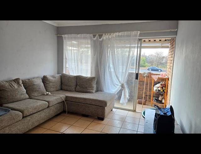 2 BEDROOM APARTMENT FOR SALE IN CLARINA